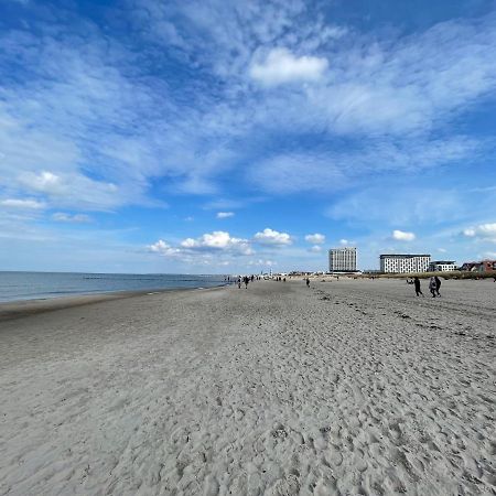 Exclusive Fewo In Warnemuende, 150M To The Beach, 2 Bathrooms, 2 Bedrooms, Sauna, Wifi And Much More. Rostock Ngoại thất bức ảnh