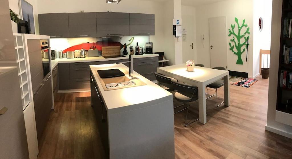 Exclusive Fewo In Warnemuende, 150M To The Beach, 2 Bathrooms, 2 Bedrooms, Sauna, Wifi And Much More. Rostock Ngoại thất bức ảnh