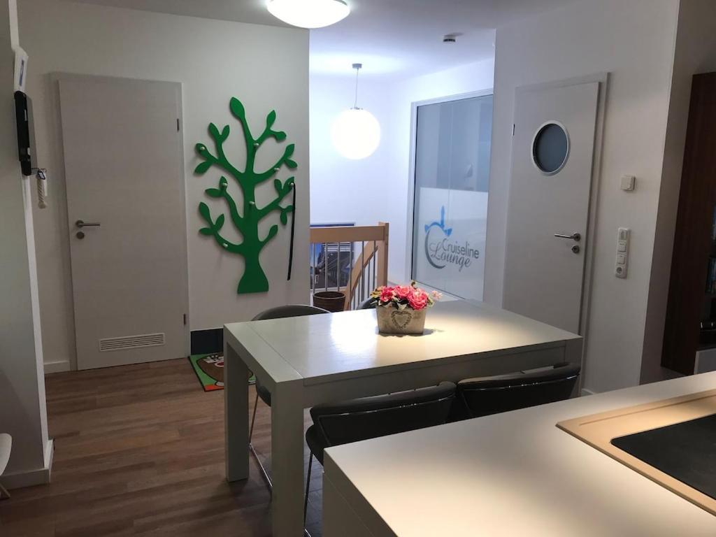 Exclusive Fewo In Warnemuende, 150M To The Beach, 2 Bathrooms, 2 Bedrooms, Sauna, Wifi And Much More. Rostock Ngoại thất bức ảnh