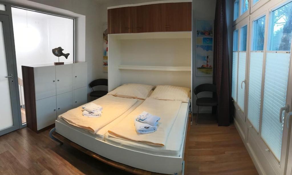 Exclusive Fewo In Warnemuende, 150M To The Beach, 2 Bathrooms, 2 Bedrooms, Sauna, Wifi And Much More. Rostock Ngoại thất bức ảnh